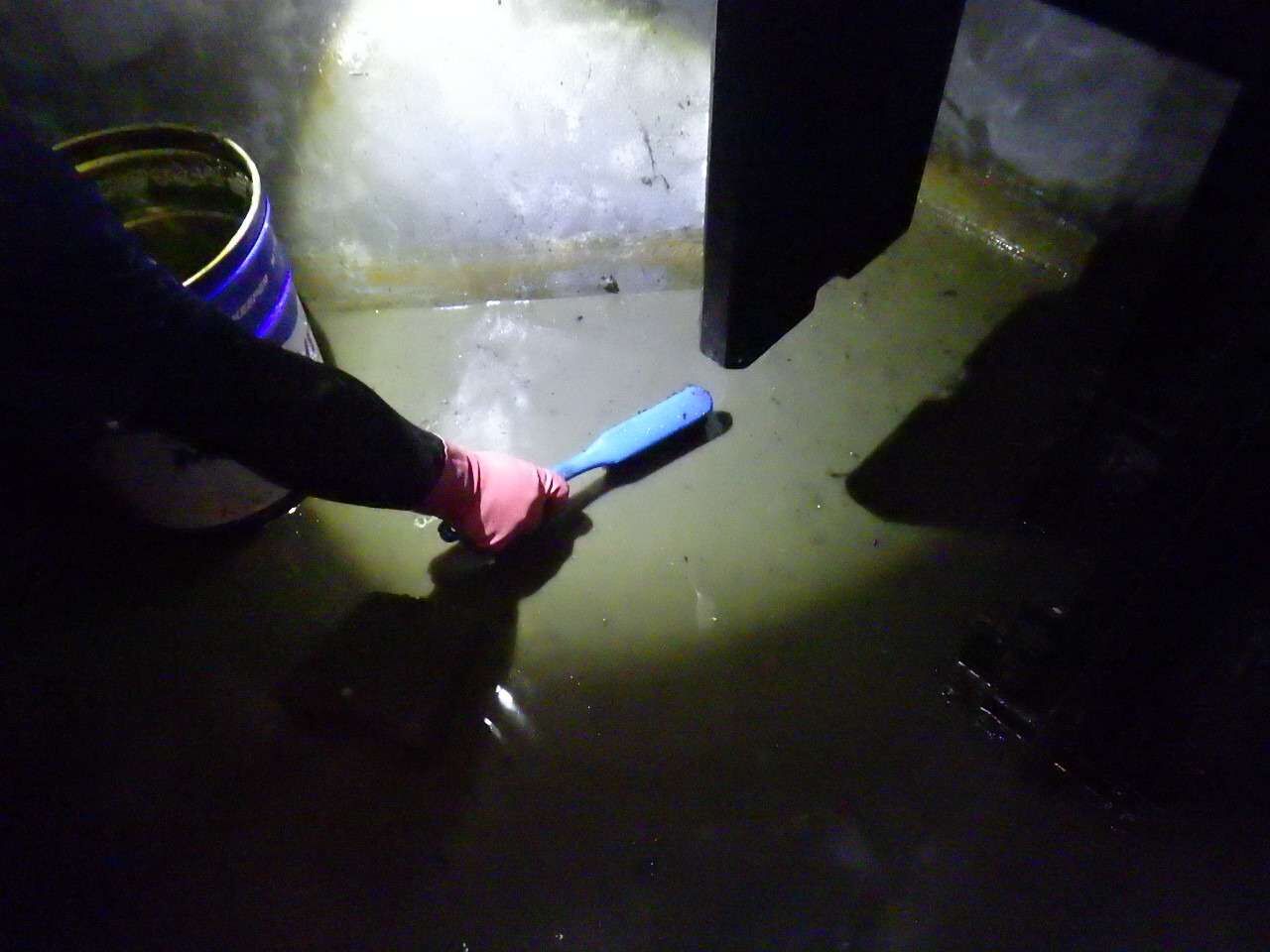 エレベーターピット漏水補修　in大阪